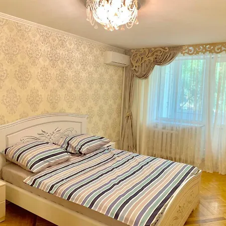 Апартаменты На Еврейской Odesa